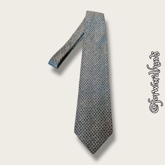 Valentino Cravatte Linen & Silk Navy Tie – Italian Quality - Picture 4 of 7